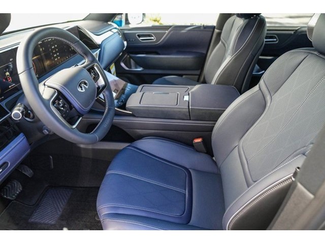2026 INFINITI QX80 Sport - Photo 18