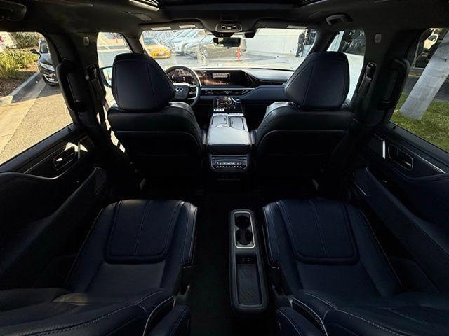 2026 INFINITI QX80 Sport - Photo 32