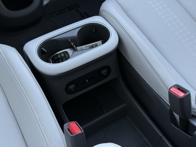 2023 Hyundai IONIQ 5 Limited Limited AWD Electric [24]