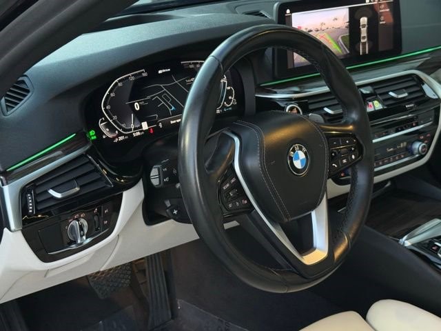 2021 BMW 5 Series 530e 530e Plug-In Hybrid Intercooled Turbo Gas/Electric I-4 2.0 L/122 [13]