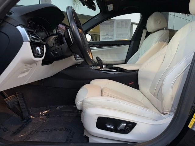 2021 BMW 5 Series 530e 530e Plug-In Hybrid Intercooled Turbo Gas/Electric I-4 2.0 L/122 [14]