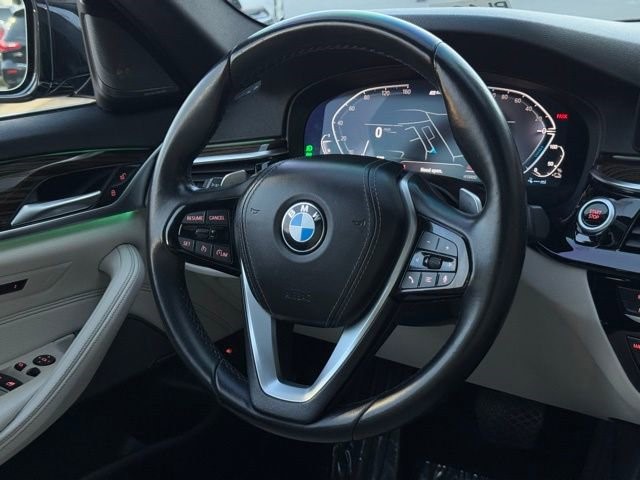 2021 BMW 5 Series 530e 530e Plug-In Hybrid Intercooled Turbo Gas/Electric I-4 2.0 L/122 [28]