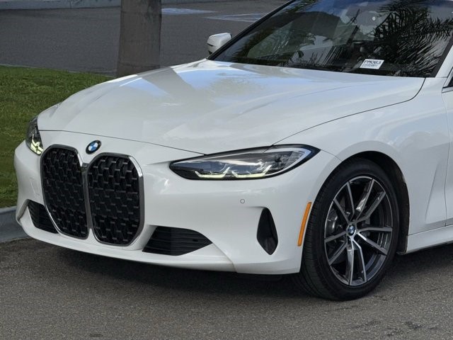 2024 BMW 4 Series 430i 430i Convertible Intercooled Turbo Premium Unleaded I-4 2.0 L/122 [2]