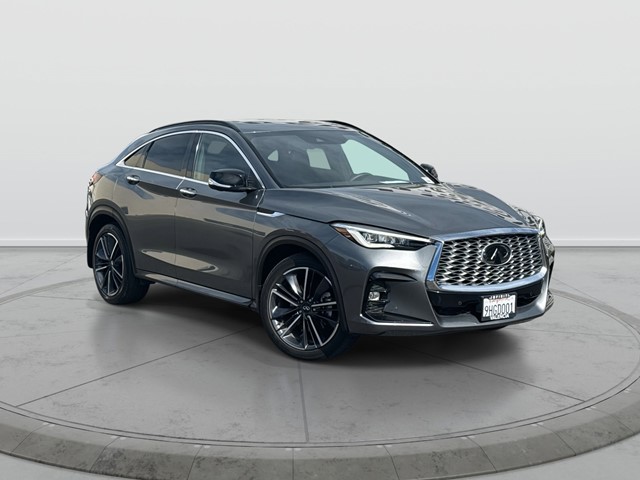2023 INFINITI QX55 Essential