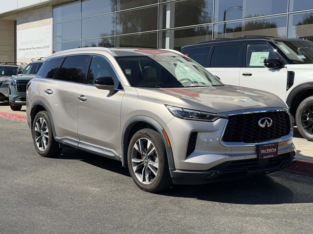 2023 INFINITI QX60 LUXE