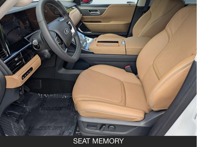 2026 INFINITI QX80 Luxe - Photo 14