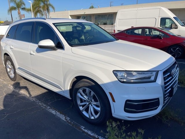 2018 Audi Q7 Premium Plus