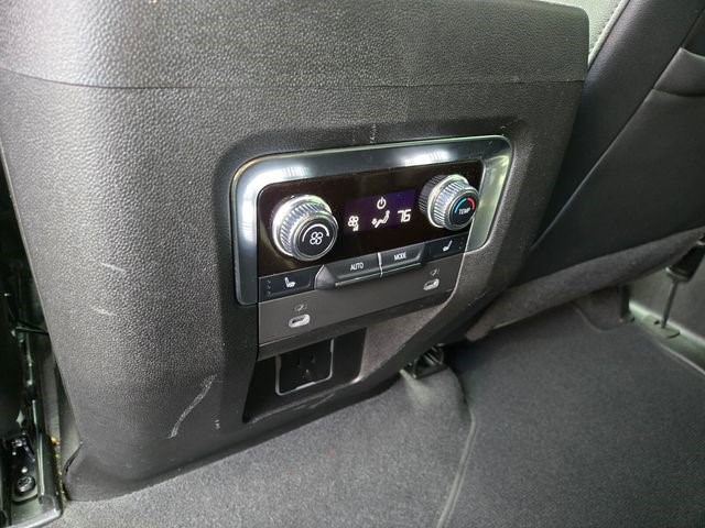 2022 GMC Yukon AT4 - Photo 17