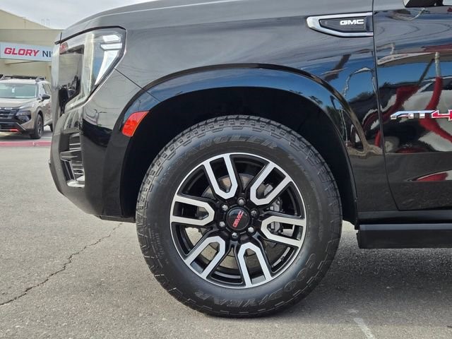 2022 GMC Yukon AT4 - Photo 9