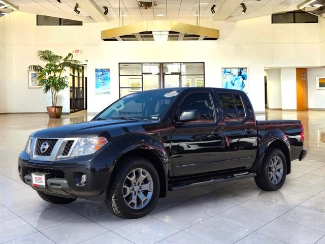 2021 Nissan Frontier SV Crew Cab 4X2 SWB's photo