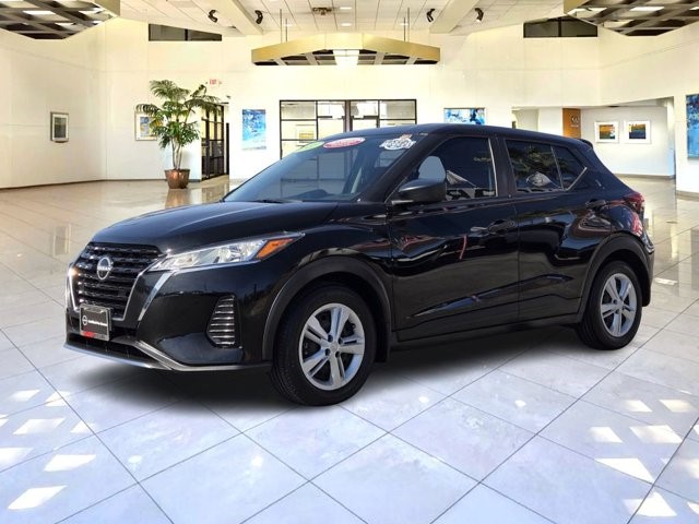 2022 Nissan Kicks S