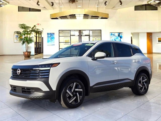 2025 Nissan Kicks 2.0 SV's photo