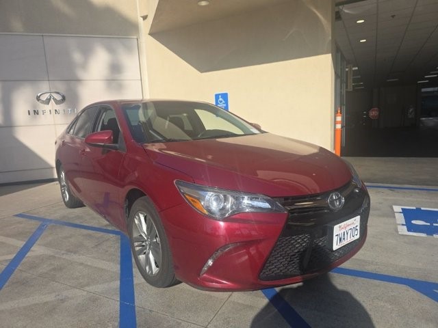 2017 Toyota Camry SE