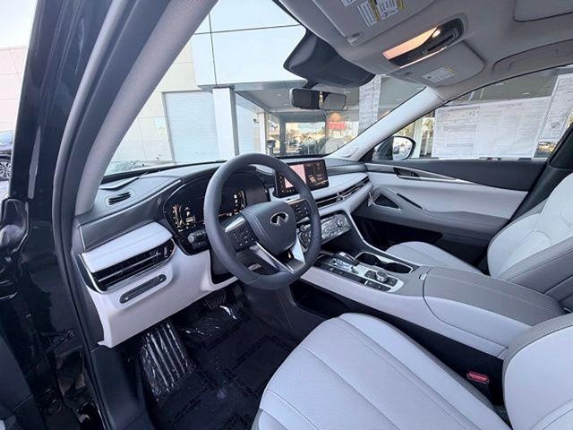 2027 INFINITI QX60 LUXE LUXE FWD Intercooled Turbo Premium Unleaded I-4 2.0 L/122 [14]