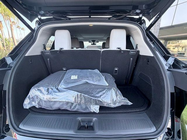 2027 INFINITI QX60 LUXE LUXE FWD Intercooled Turbo Premium Unleaded I-4 2.0 L/122 [18]