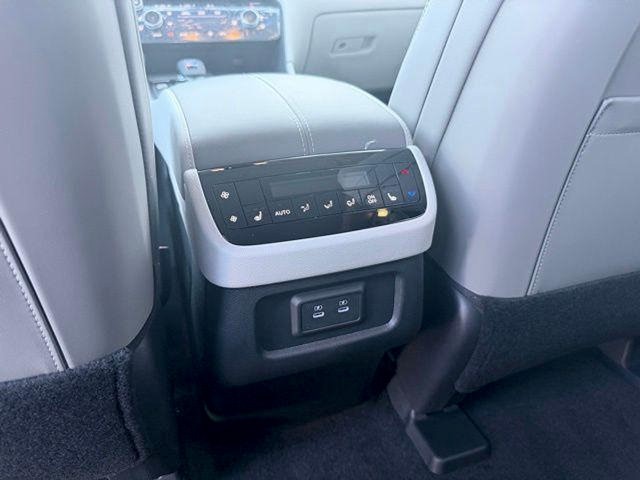 2027 INFINITI QX60 LUXE LUXE FWD Intercooled Turbo Premium Unleaded I-4 2.0 L/122 [20]