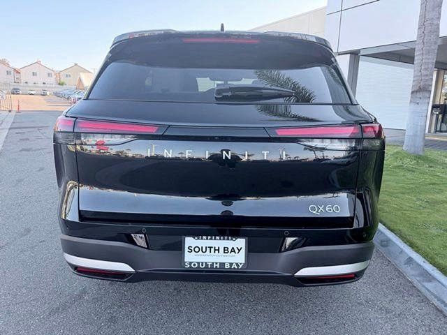 2027 INFINITI QX60 LUXE LUXE FWD Intercooled Turbo Premium Unleaded I-4 2.0 L/122 [5]