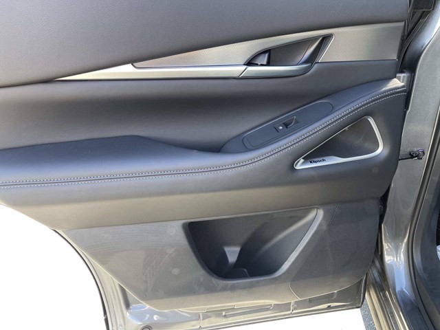 2027 INFINITI QX60 LUXE - Photo 13