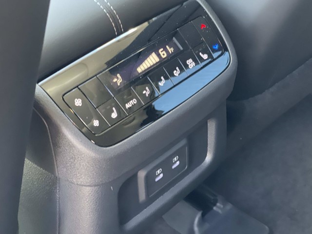 2027 INFINITI QX60 LUXE - Photo 15