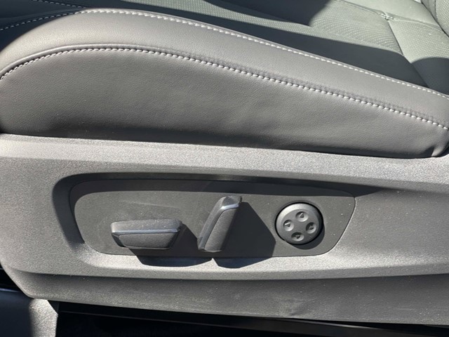 2027 INFINITI QX60 LUXE - Photo 19
