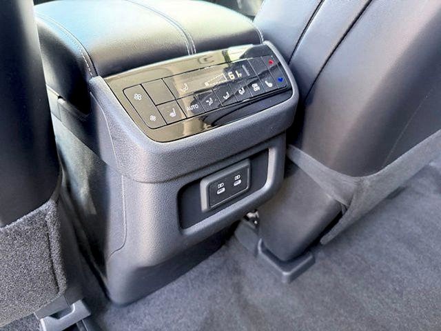 2027 INFINITI QX60 LUXE LUXE AWD Intercooled Turbo Premium Unleaded I-4 2.0 L/122 [17]