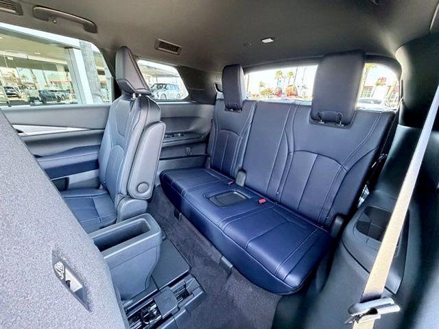 2027 INFINITI QX60 SPORT SPORT AWD Intercooled Turbo Premium Unleaded I-4 2.0 L/122 [18]
