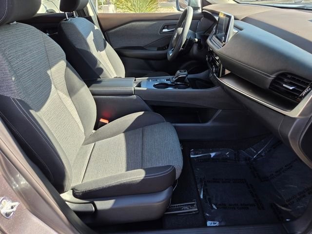 2023 Nissan Rogue SV - Photo 20