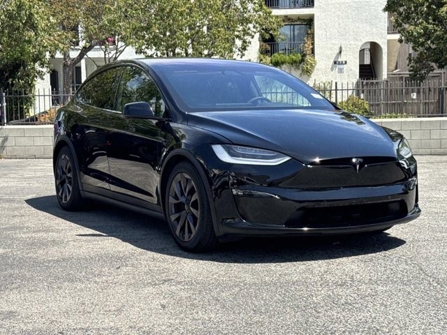 Used 2022 Tesla Model X Plaid with VIN 7SAXCBE61NF331678 for sale in Glendale, CA