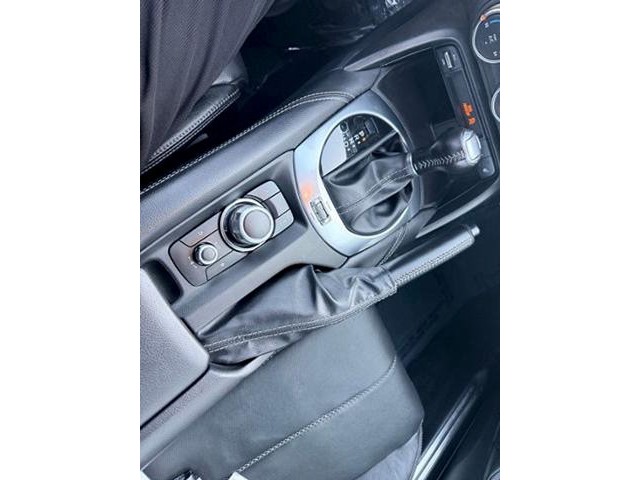 2025 Mazda MX-5 Miata RF Grand Touring Grand Touring Auto Premium Unleaded I-4 2.0 L/122 [21]