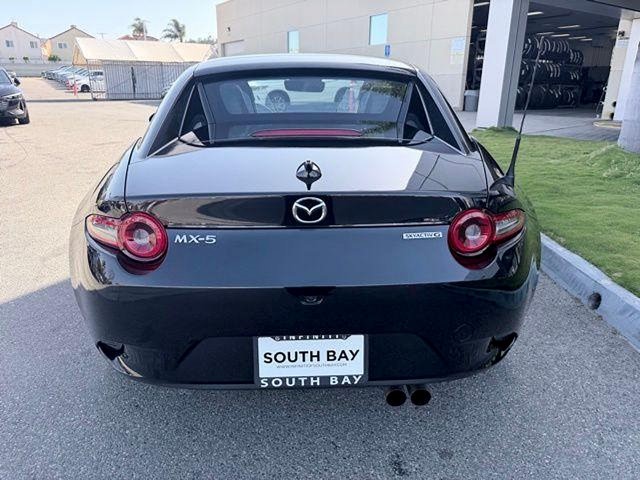 2025 Mazda MX-5 Miata RF Grand Touring Grand Touring Auto Premium Unleaded I-4 2.0 L/122 [8]