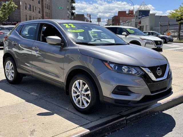 2022 Nissan Rogue Sport S