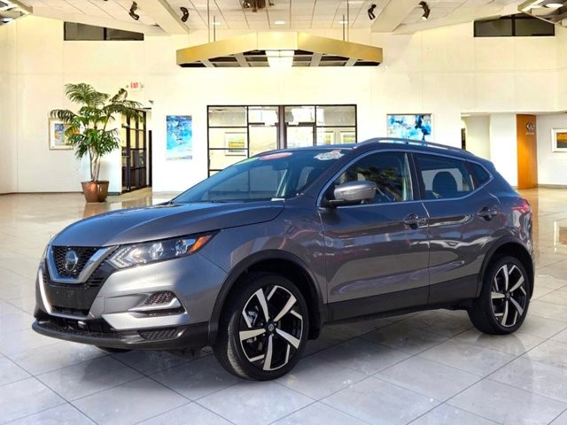 2022 Nissan Rogue Sport SL FWD's photo