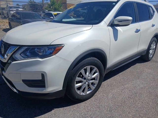 2020 Nissan Rogue SV FWD's photo