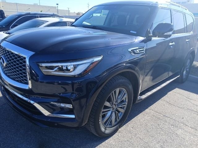 2021 INFINITI QX80's photo