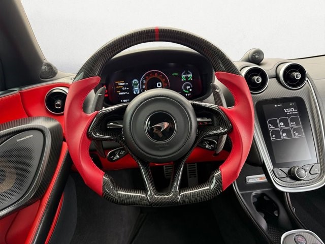 Used 2019 McLaren 600LT photo 14