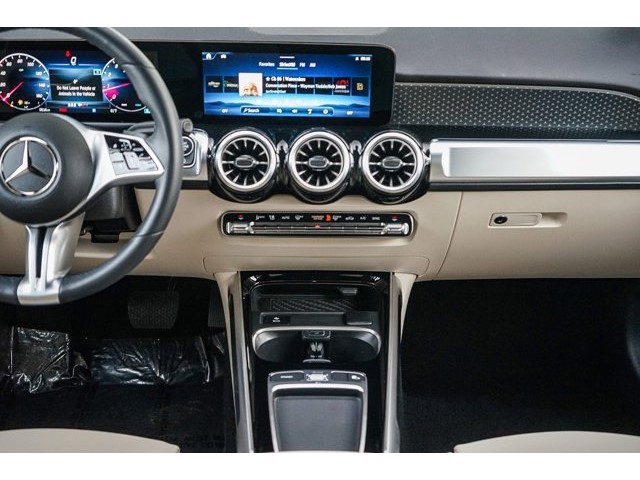 2025 Mercedes-Benz GLB Base - Photo 12
