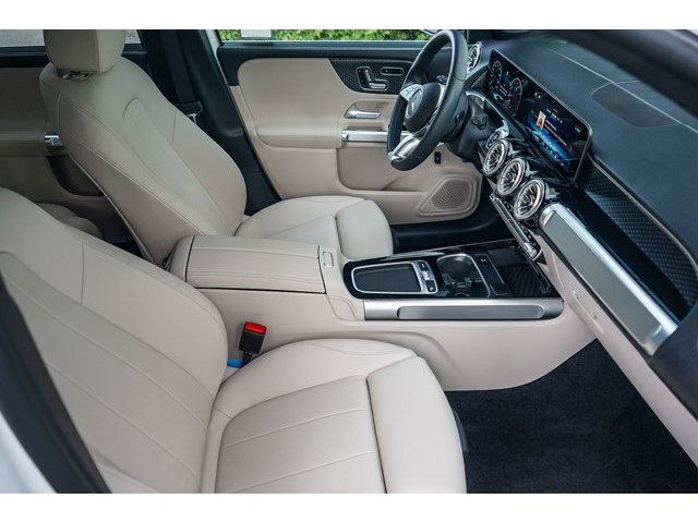 2025 Mercedes-Benz GLB Base - Photo 15