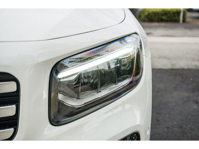 2025 Mercedes-Benz GLB Base - Photo 8