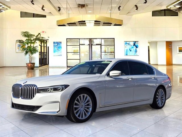 2020 BMW 7 Series 740i's photo