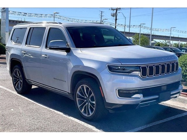 2022 Jeep Wagoneer Series III 4WD's photo
