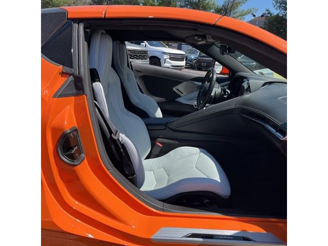2024 Chevrolet Corvette 2LT - Photo 18