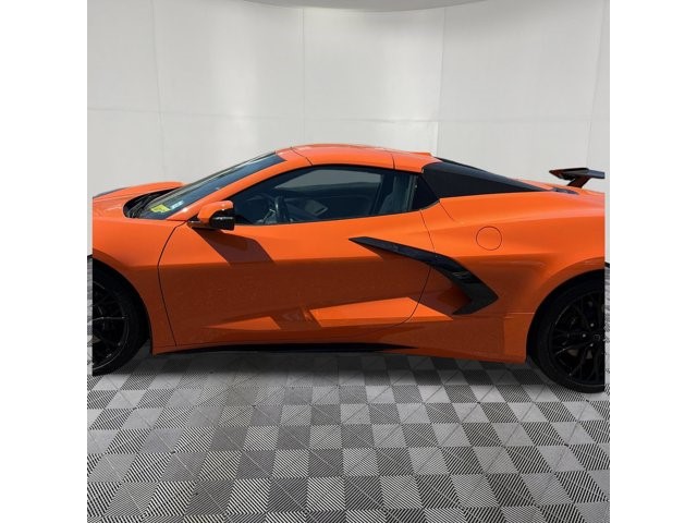 2024 Chevrolet Corvette 2LT - Photo 8