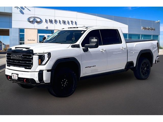 2025 GMC Sierra 4WD Crew Cab Standard Box AT4's photo