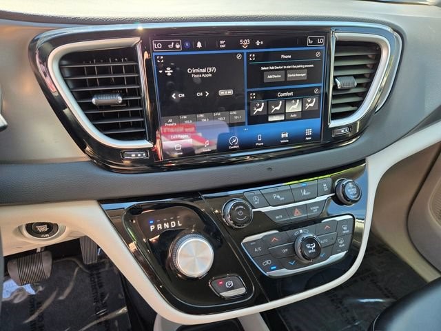 2023 Chrysler Pacifica Touring L - Photo 25