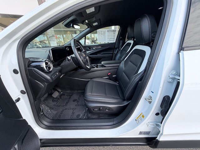 2024 Chevrolet Blazer EV eAWD LT eAWD 4dr LT Electric [9]