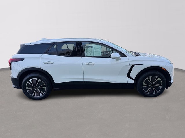 2024 Chevrolet Blazer EV eAWD LT eAWD 4dr LT Electric [4]