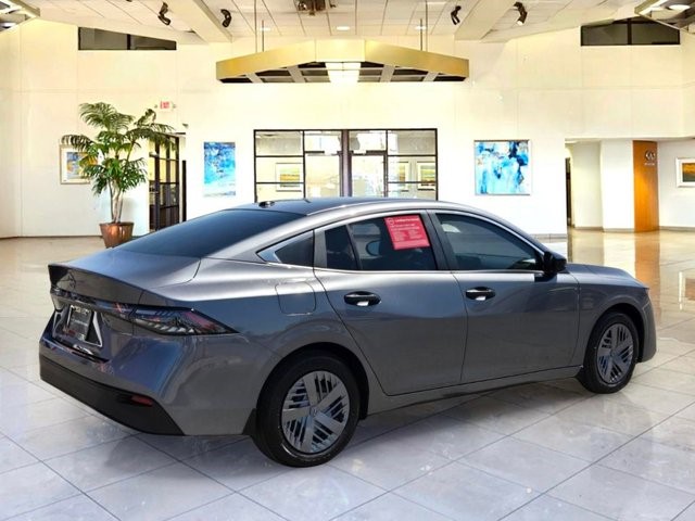 2026 Nissan Sentra S - Photo 5