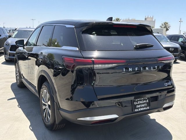 2027 Infiniti QX60 photo 4