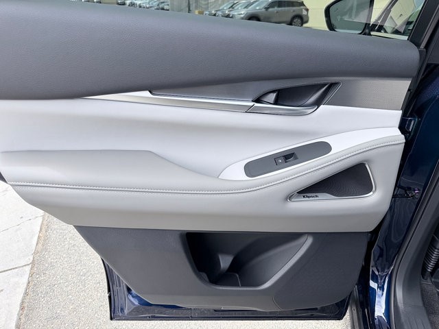 2027 INFINITI QX60 LUXE LUXE FWD Intercooled Turbo Premium Unleaded I-4 2.0 L/122 [11]