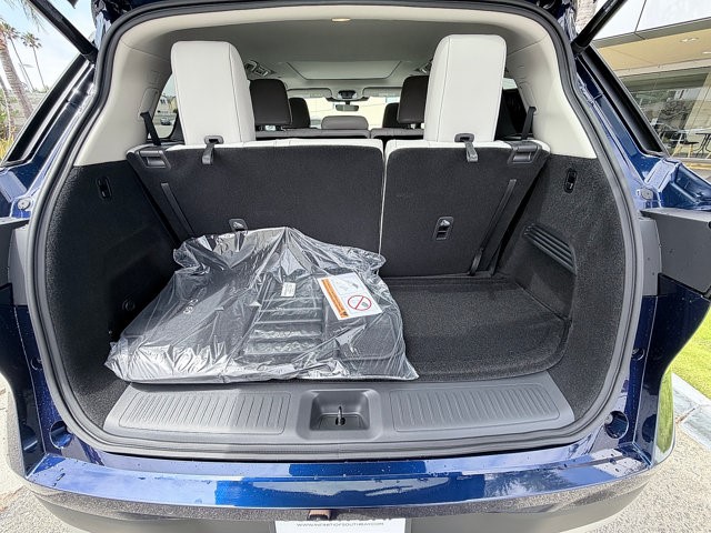 2027 INFINITI QX60 LUXE LUXE FWD Intercooled Turbo Premium Unleaded I-4 2.0 L/122 [17]